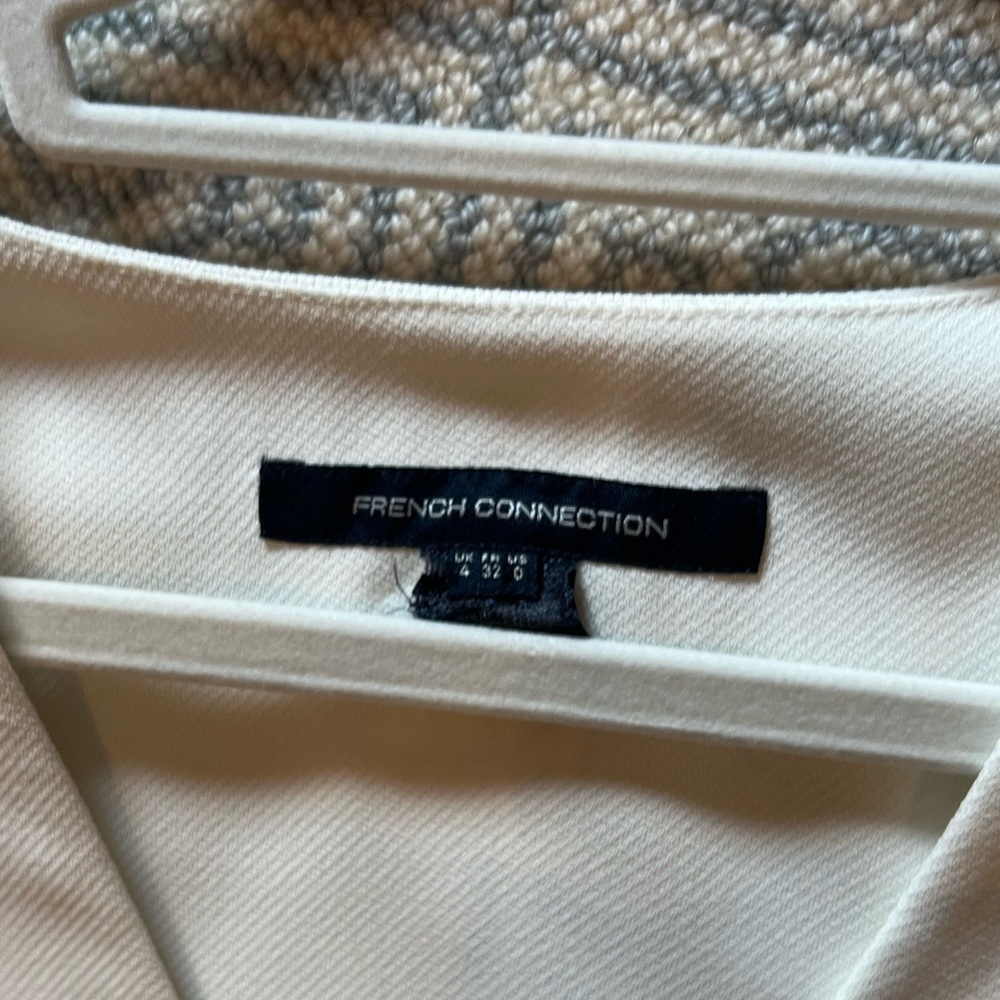 French Connection Blouse - Picture 4 of 7